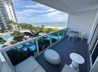 Condo — 2301 Collins Ave APT 611, Miami Beach, 33139