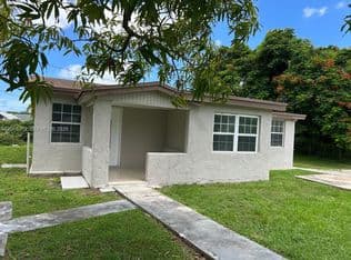 3+1 Müstakil ev — 22115 SW 115th Ave, Miami, 33170