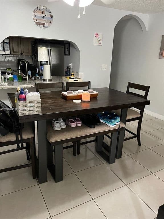 2+1 Condo — 10135 NW 9th St Cir #5-208