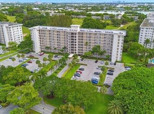 3-bedroom Condo — 3200 N Palm Aire Dr APT 501, Pompano Beach, 33069
