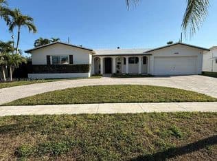 3+1 Müstakil ev — 4450 NW 9th St, Coconut Creek, 33066