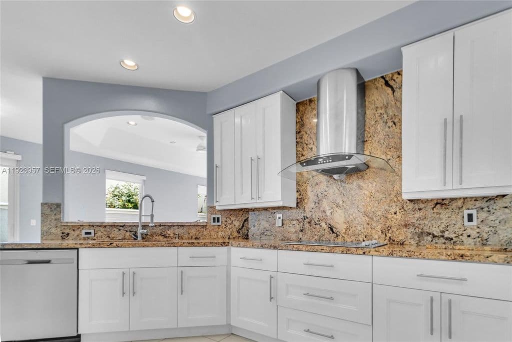 5+1 Müstakil ev — 1547 Mariner Way