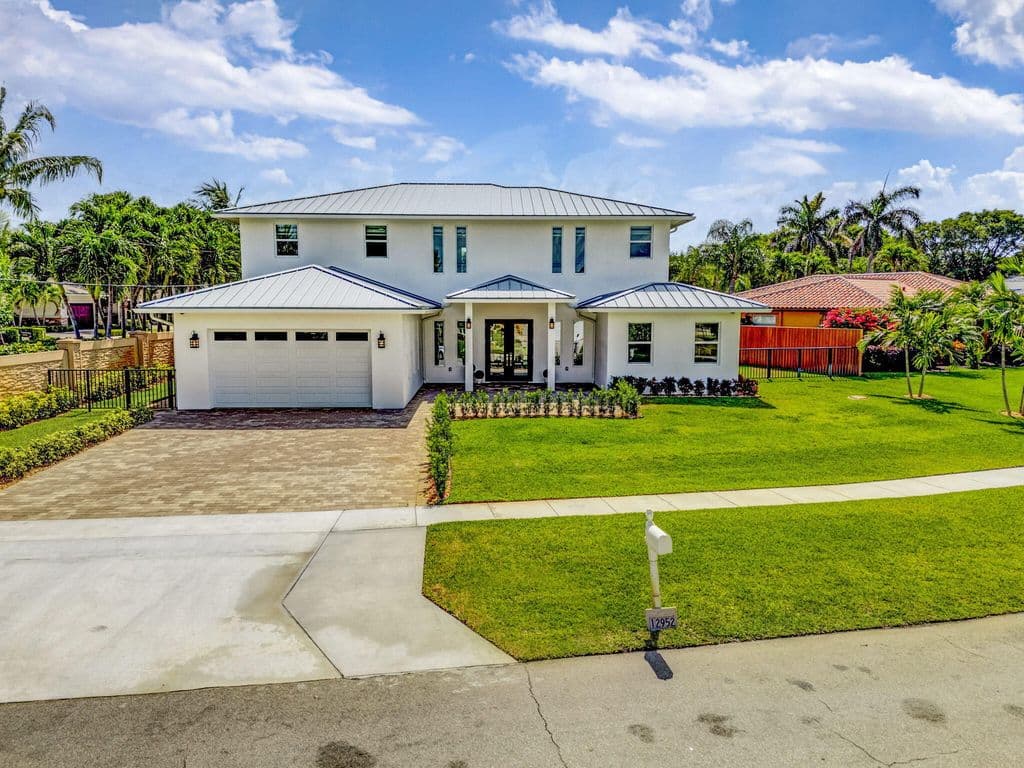 4+1 Müstakil ev — 12952 Drayton Road SE