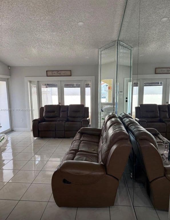 3+1 Müstakil ev — 14406 SW 179th Ln