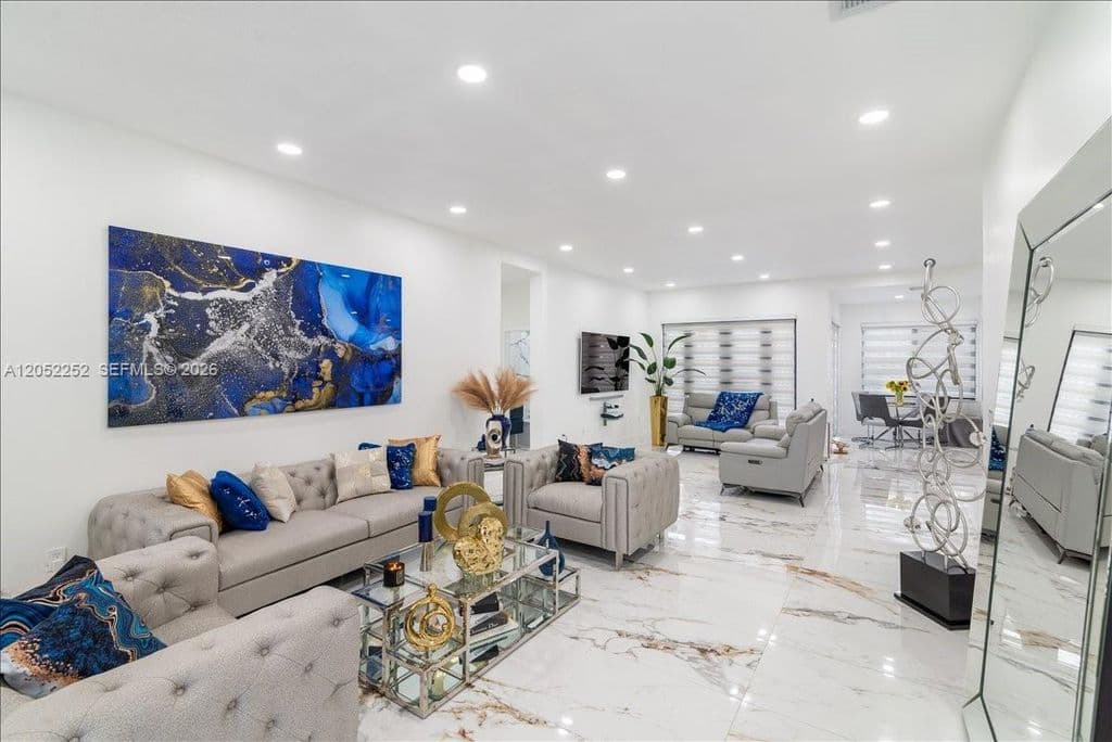 5+1 Müstakil ev — 16234 SW 48th Ter