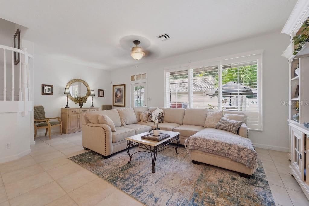 3-bedroom Property — 8074 MURANO CIRCLE