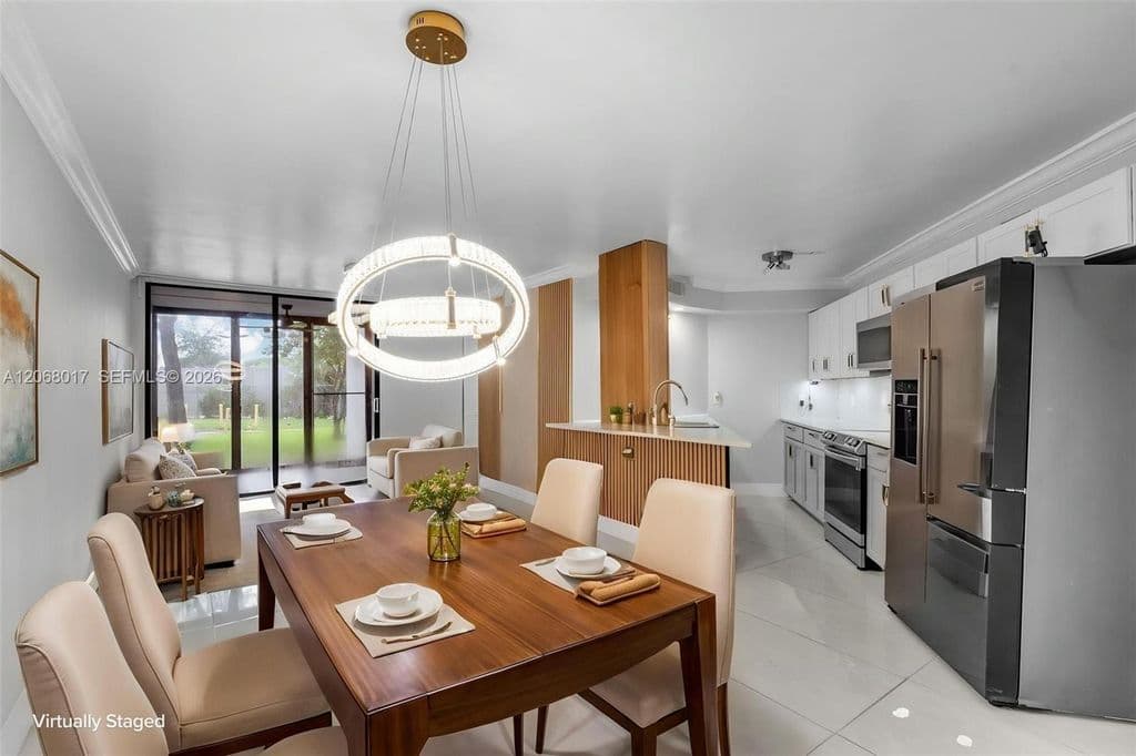 2-bedroom Condo — 213 Lake Pointe Dr APT 106