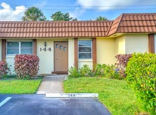 2-bedroom Condo — 5780 FERNLEY Drive W #144, West Palm Beach, 33415