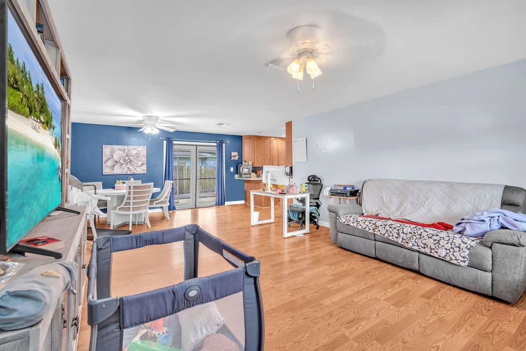3+1 Müstakil ev — 9240 HONEYWELL Road