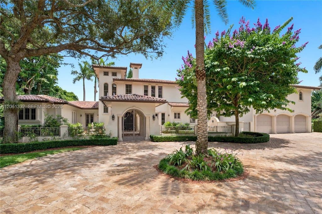 7-bedroom Single-Family Home — 9501 Kerwood Ct