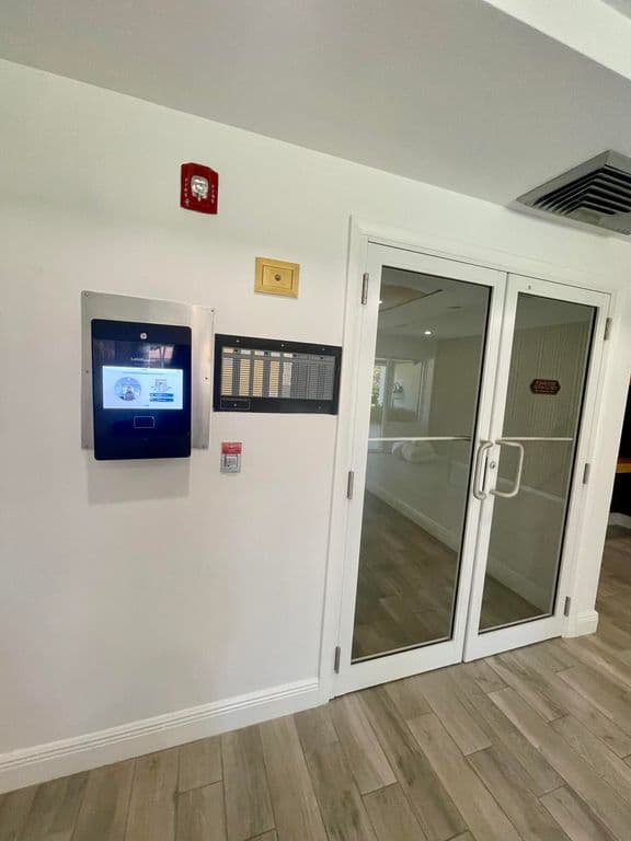 2+1 Condo — 250 NE 20th Street #3080