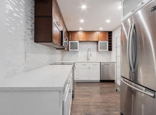 2+1 Condo — 7000 NW 17th Street #419, Plantation, 33313
