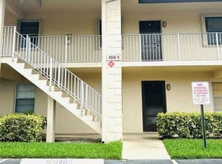 2+1 Condo — 5550 Lakeside Drive #203, Pompano Beach, 33063