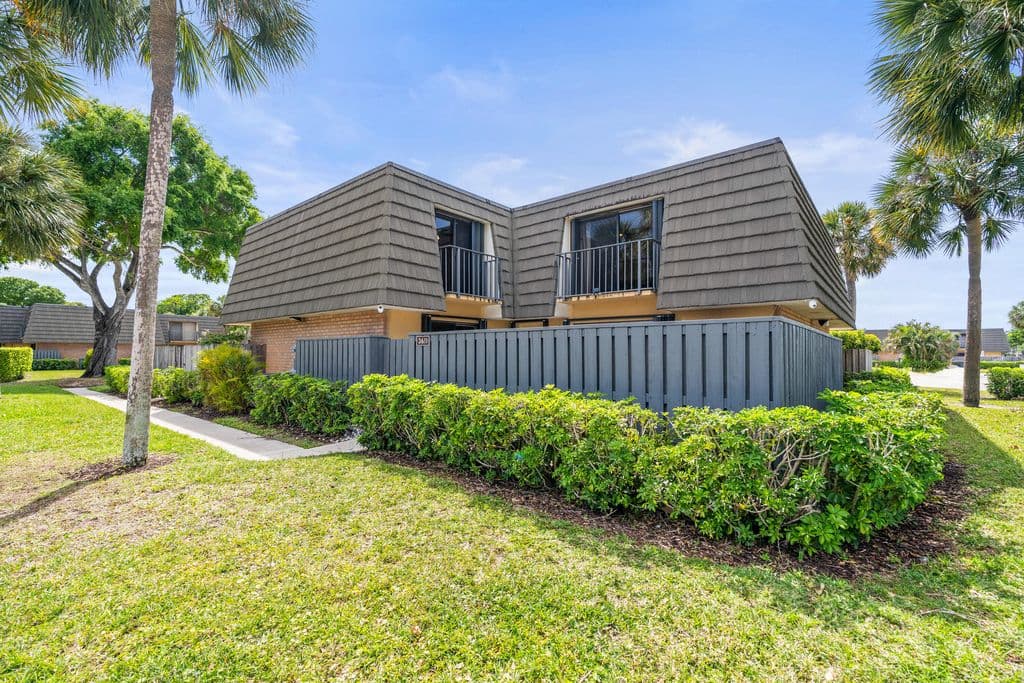 2-bedroom Property — 3611 36th Way