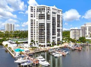 2-bedroom Condo — 300 Three Islands Blvd APT 108, Hallandale, 33009