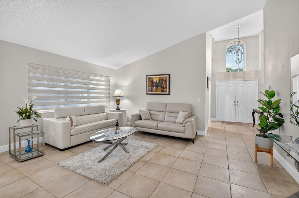 2+1 Müstakil ev — 11135 AUTORO Court