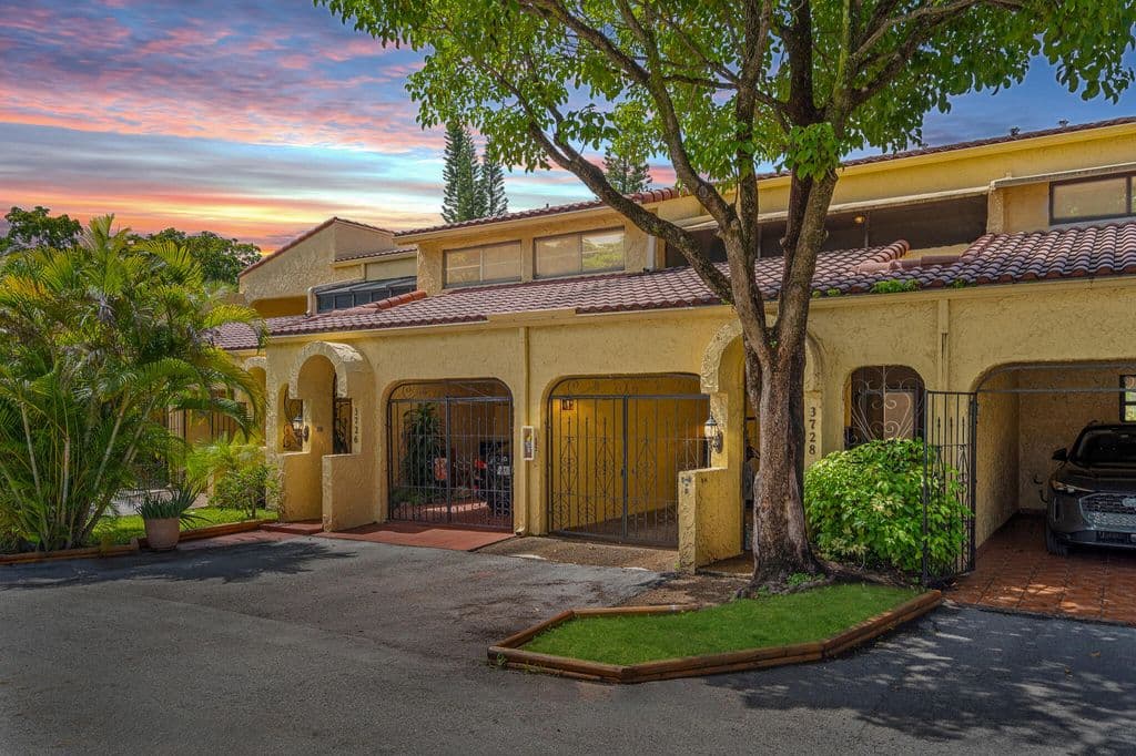 2+1 Mülk — 3728 Estepona Avenue #15-D-2