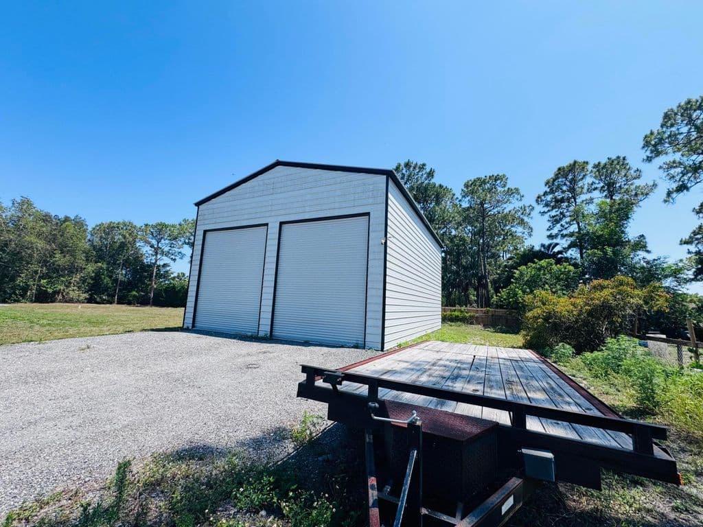 3-bedroom Single-Family Home — 14196 N 77TH Place N