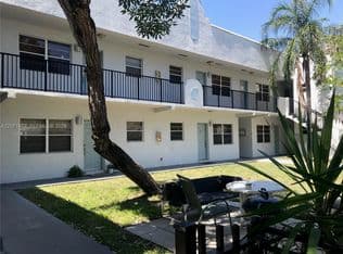 1-bedroom Condo — 1925 Madison St APT 14, Hollywood, 33020