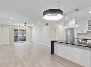 2+1 Condo — 6205 Bay Club Drive #3, Fort Lauderdale, 33308