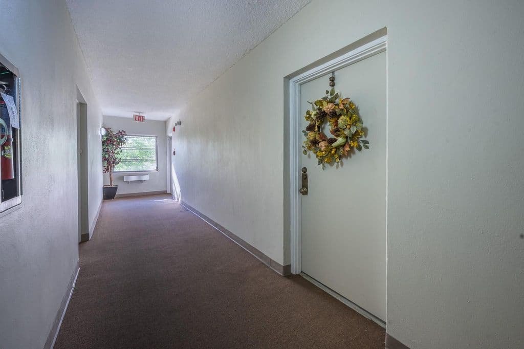 2-bedroom Condo — 4047 NW 16TH Street #307
