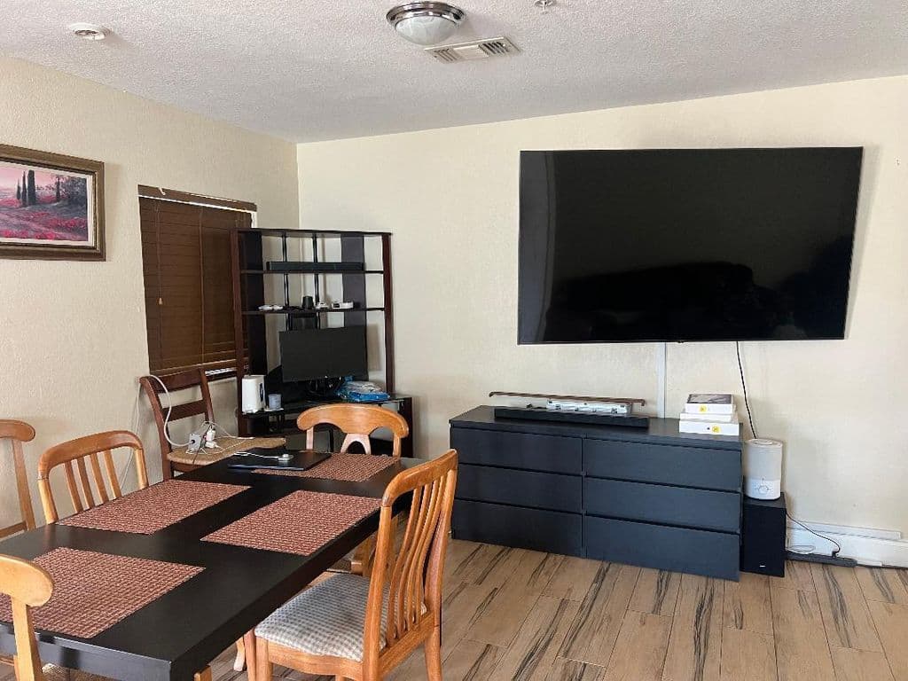 4-bedroom Single-Family Home — 7819 NW 40th Street