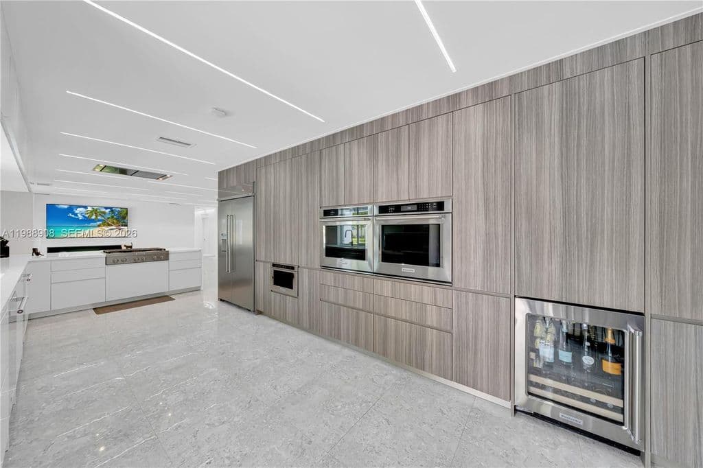 4+1 Müstakil ev — 10705 SW 128th Ter