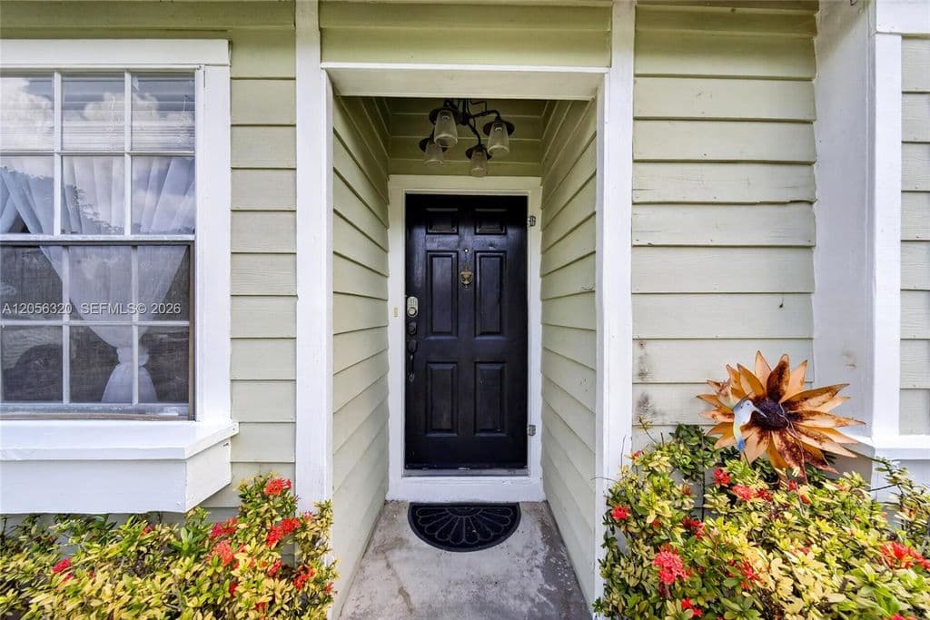 4-bedroom Single-Family Home — 14843 SW 152nd Ter