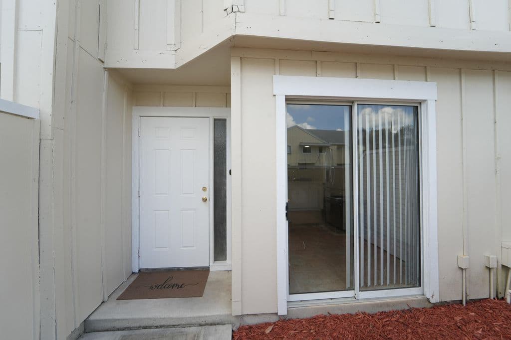 2-bedroom Property — 6207 Riverwalk Lane #5