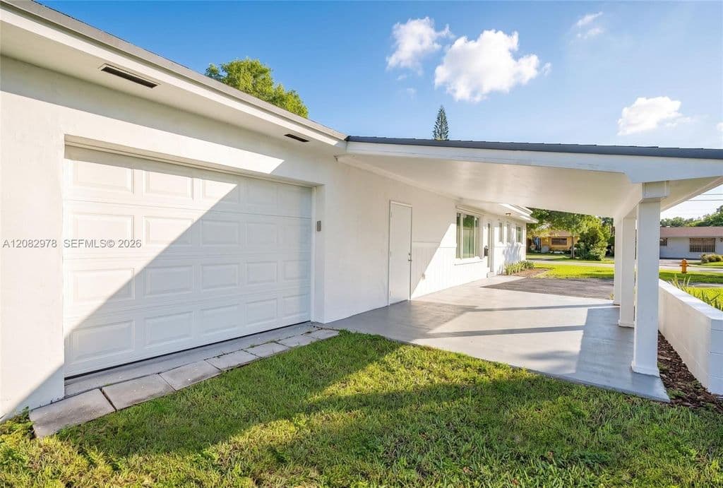 3+1 Müstakil ev — 10441 SW 46th Ter