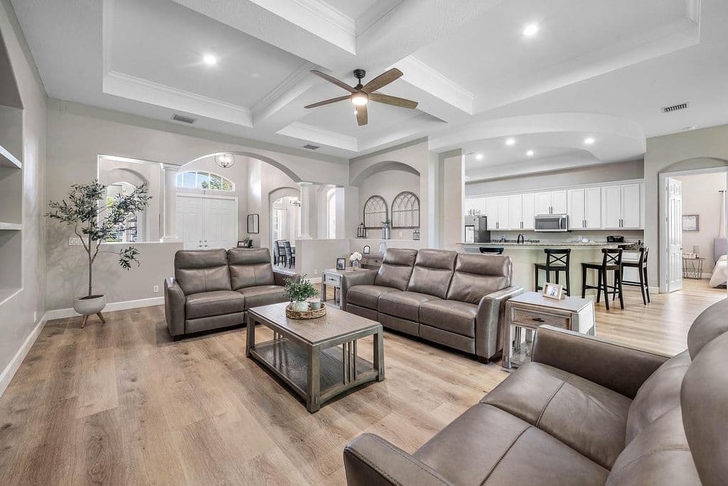 4-bedroom Single-Family Home — 13174 82ND Lane N