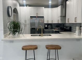 3+1 Townhouse — 15775 SW 41st St #68, Miramar, 33027