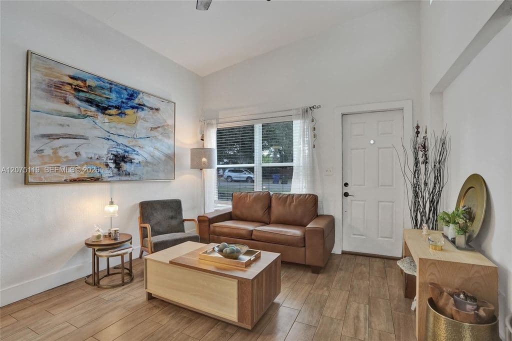 4+1 Müstakil ev — 2701 Garfield St