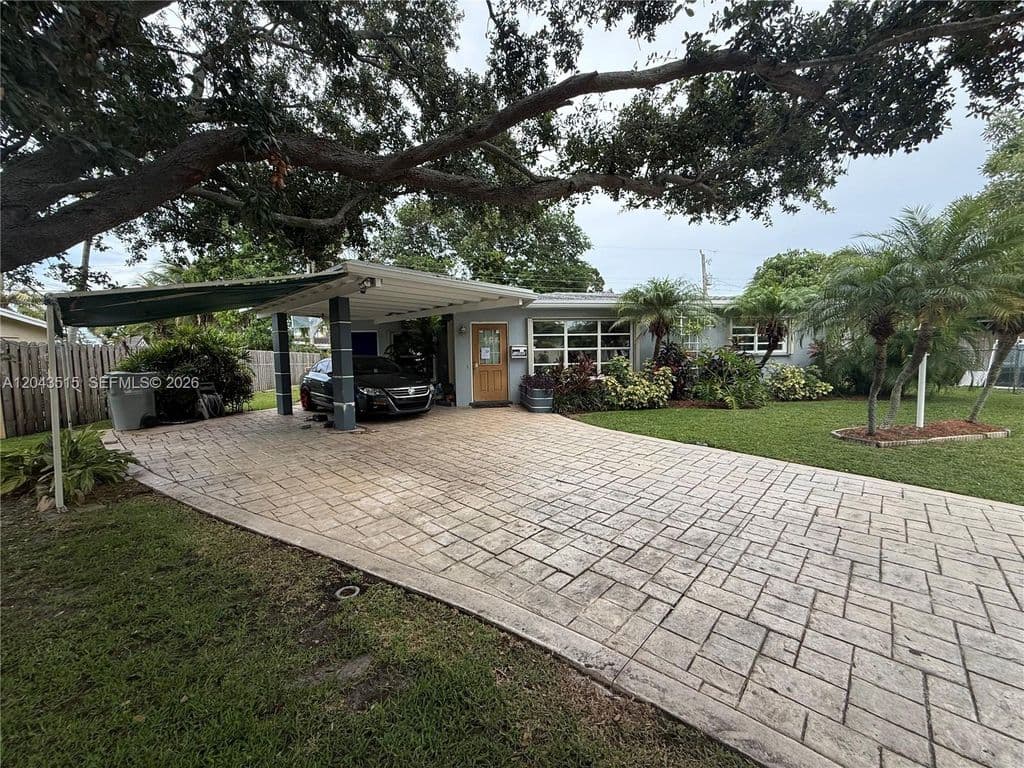 3+1 Müstakil ev — 1232 SW 1st Ave