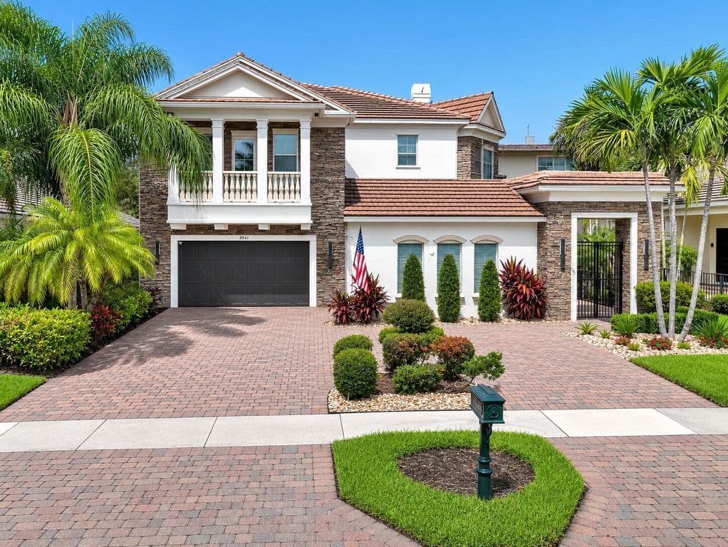4+1 Müstakil ev — 8541 Butler Greenwood Drive
