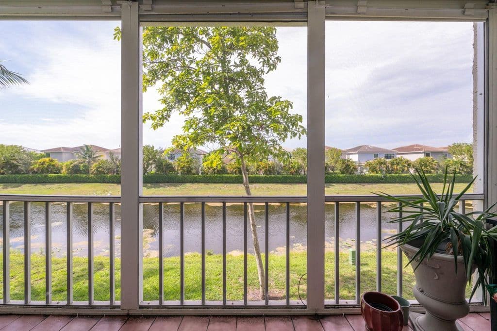 2-bedroom Condo — 8821 NW 38th Drive #205a