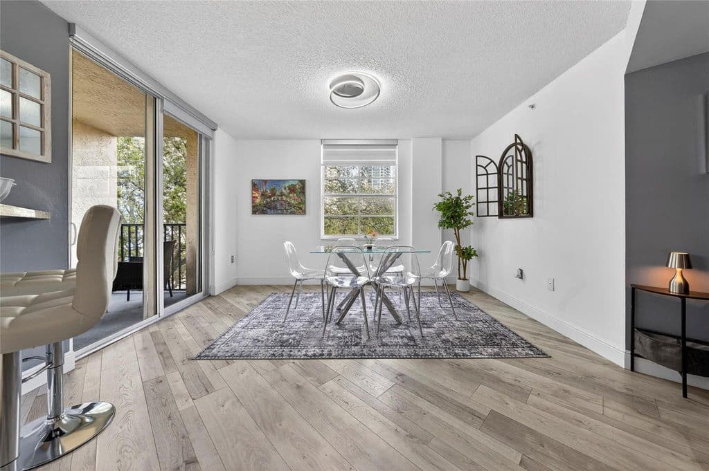 2+1 Condo — 520 SE 5th Avenue #2404