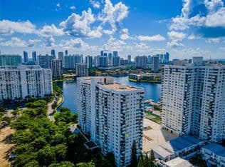 2-bedroom Condo — 2780 NE 183rd St APT 1007, Aventura, 33160