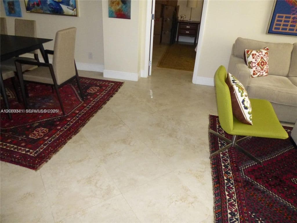 2+1 Condo — 3101 N Country Club Dr APT 107