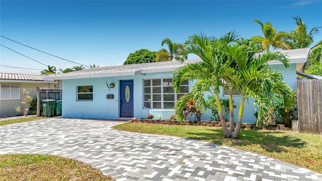 2-bedroom Single-Family Home — 1841 NW 33rd Ct