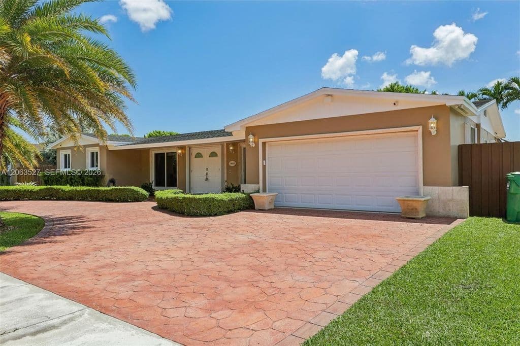 3-bedroom Single-Family Home — 14552 SW 75th St