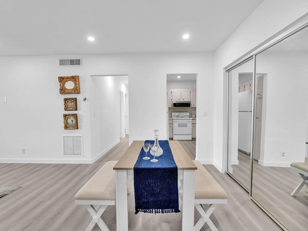 2-bedroom Condo — 330 S Cypress Road #628
