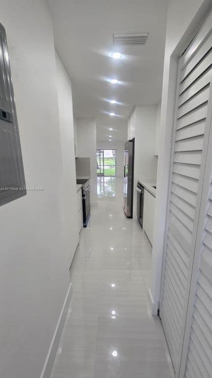 2+1 Mülk — 3050 NW 106th Ave APT 7