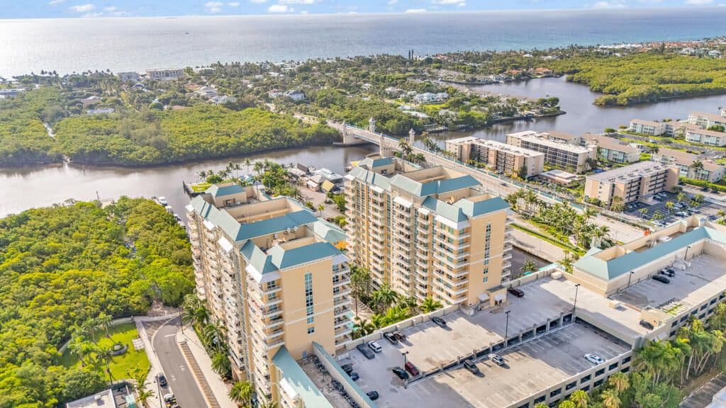 1+1 Condo — 700 E Boynton Beach Boulevard #407