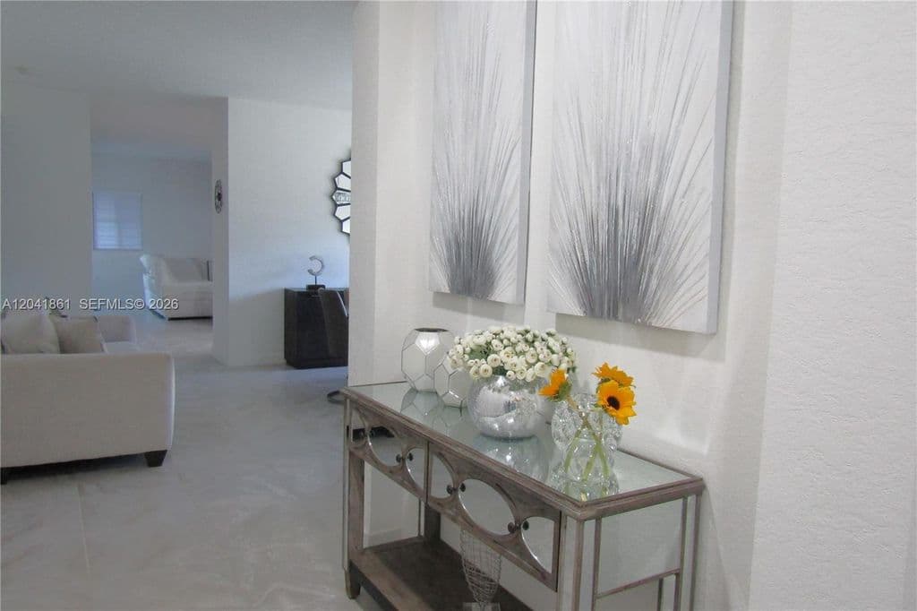 4-bedroom Single-Family Home — 16825 SW 109th Pl