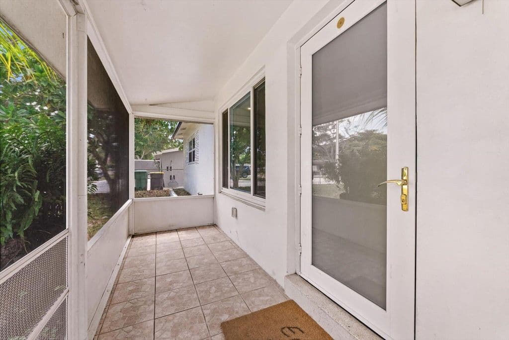 3-bedroom Single-Family Home — 4641 SW 25TH Terrace
