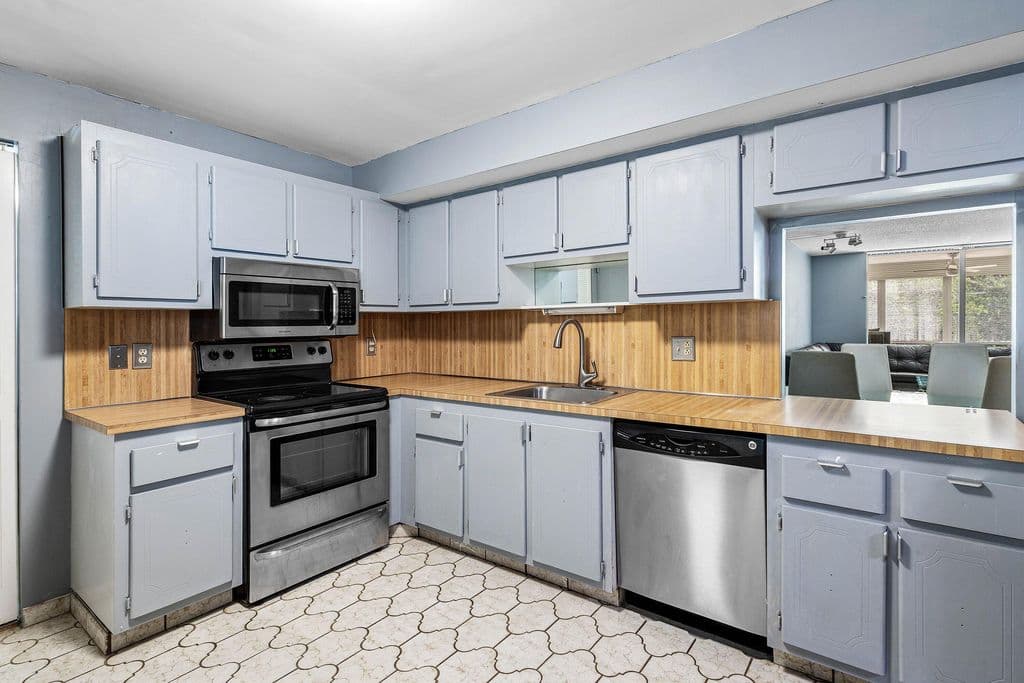 3-bedroom Condo — 6000 NW 2nd Avenue #339