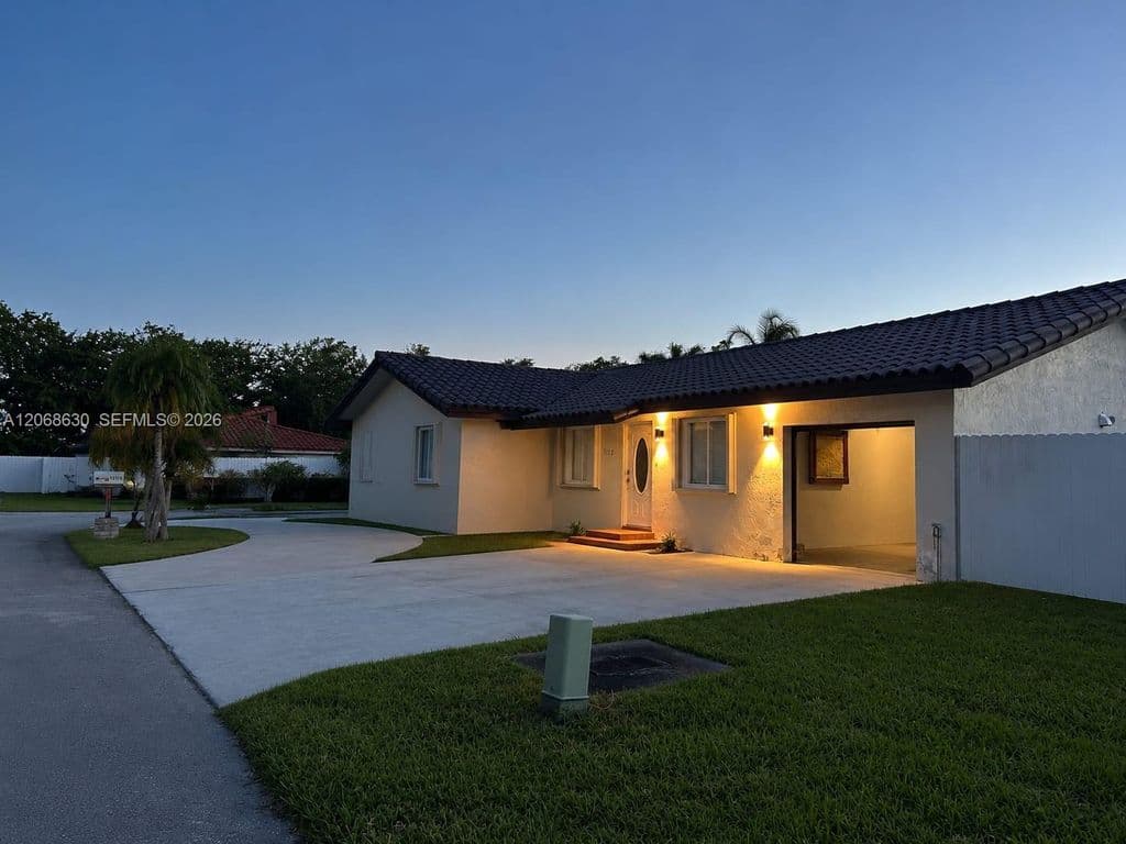 3+1 Müstakil ev — 11122 SW 143rd Ct