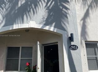 2+1 Townhouse — 2953 SE 15th Ter, Homestead, 33035