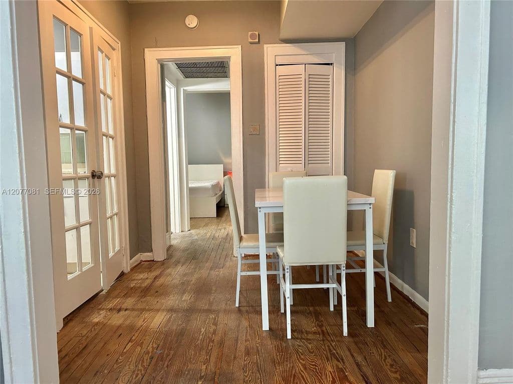 1-bedroom Condo — 536 14th St APT 107